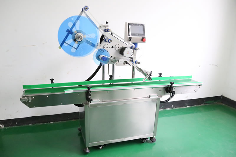YN-210平面自动贴标机